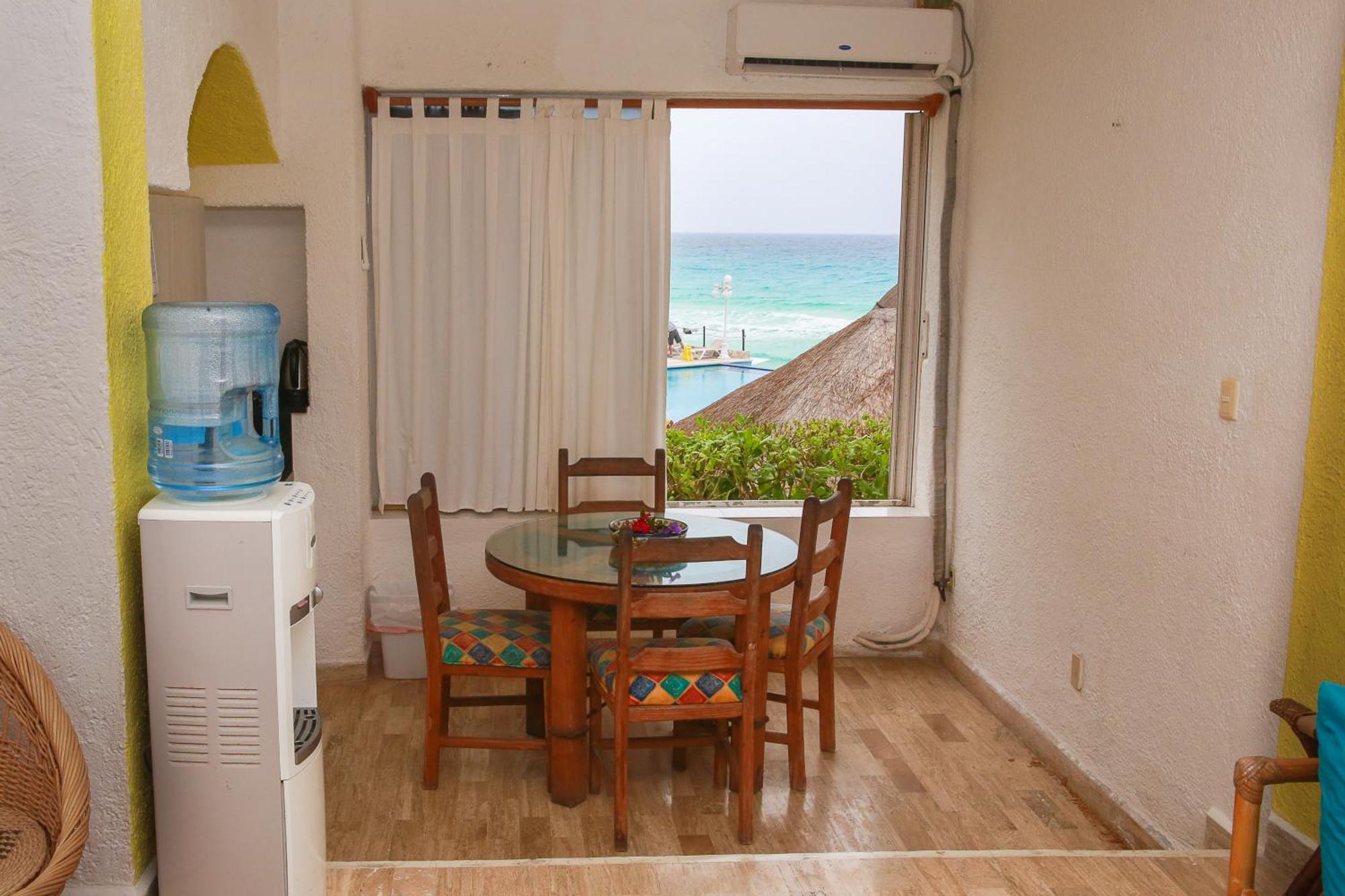 Cancun Beach Aparthotel Brisas Extérieur photo