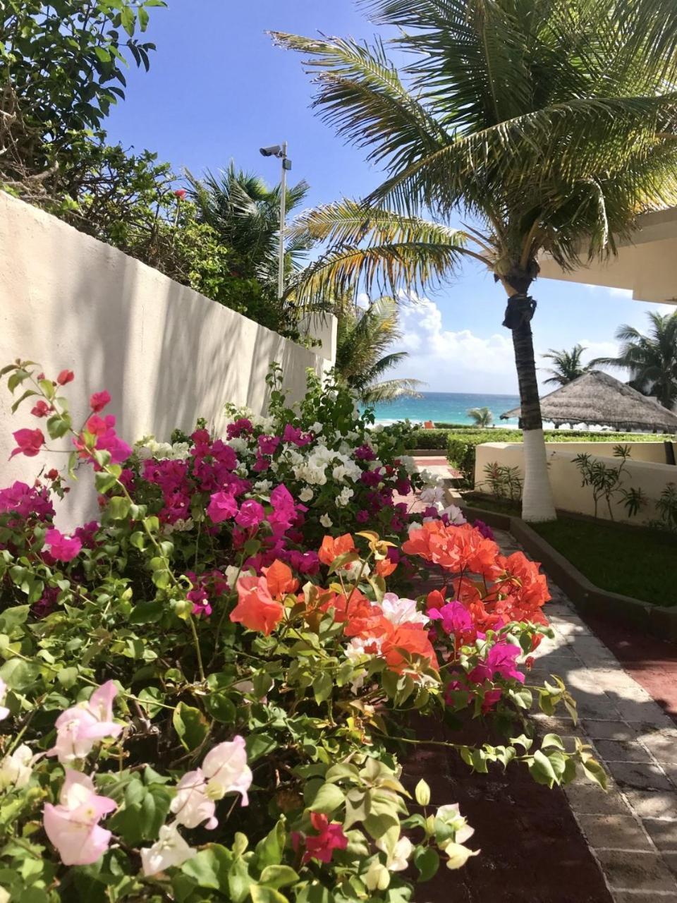 Cancun Beach Aparthotel Brisas Extérieur photo